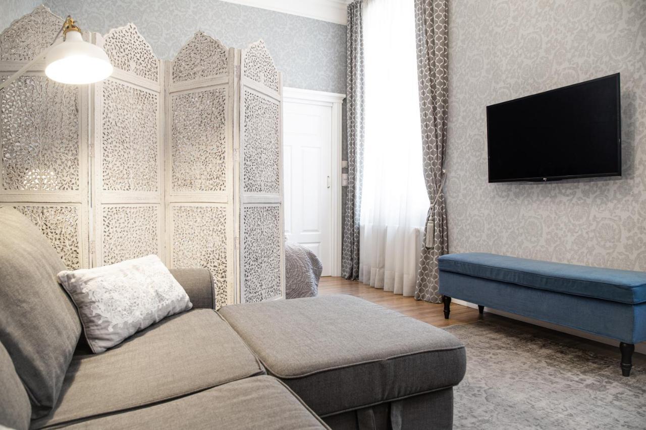 Househost Apartment :Zacisze Street كراكوفيا المظهر الخارجي الصورة