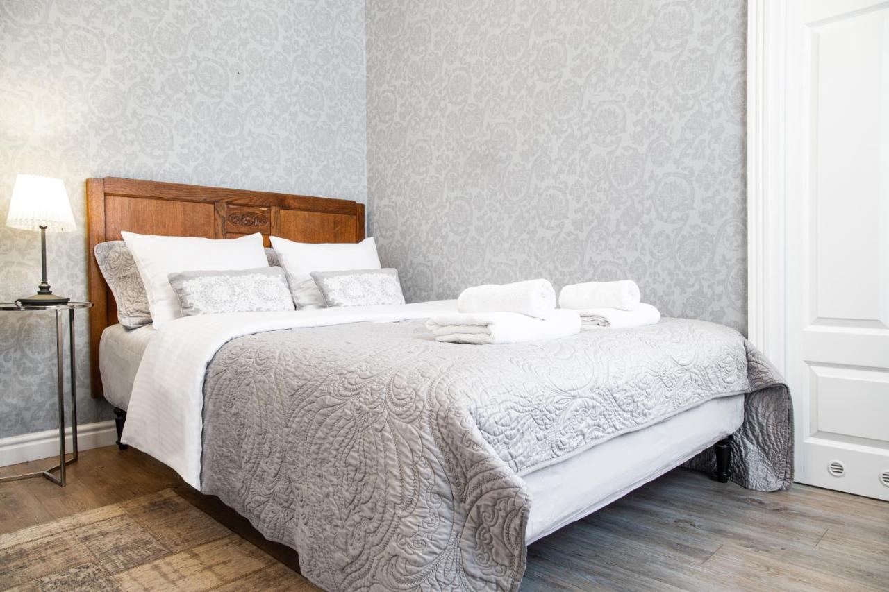Househost Apartment :Zacisze Street كراكوفيا المظهر الخارجي الصورة