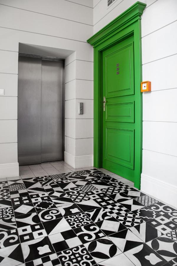 Househost Apartment :Zacisze Street كراكوفيا المظهر الخارجي الصورة